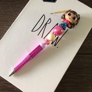 Gabby's Dollhouse: Gabby handmade beaded pen